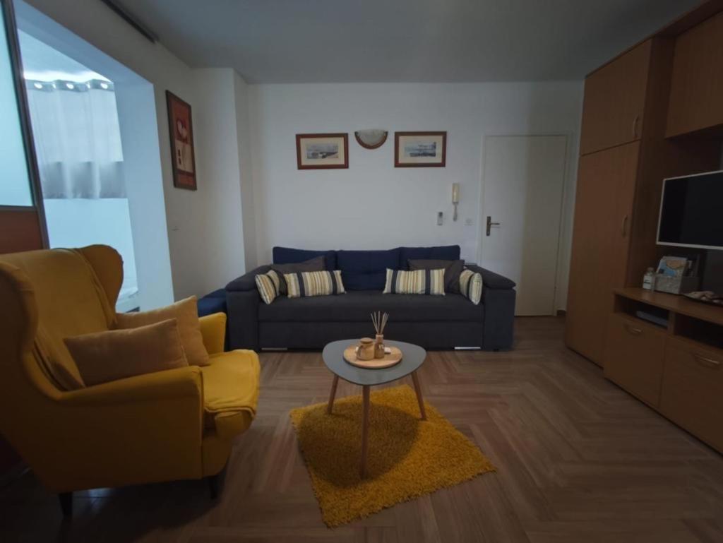 Apartment Bozena Krk คิร์ก ภายนอก รูปภาพ